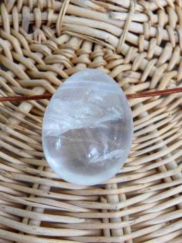 Bergkristall Edelstein-Eier,  GEBOHRT, ca. 4 cm, Made in Germany
